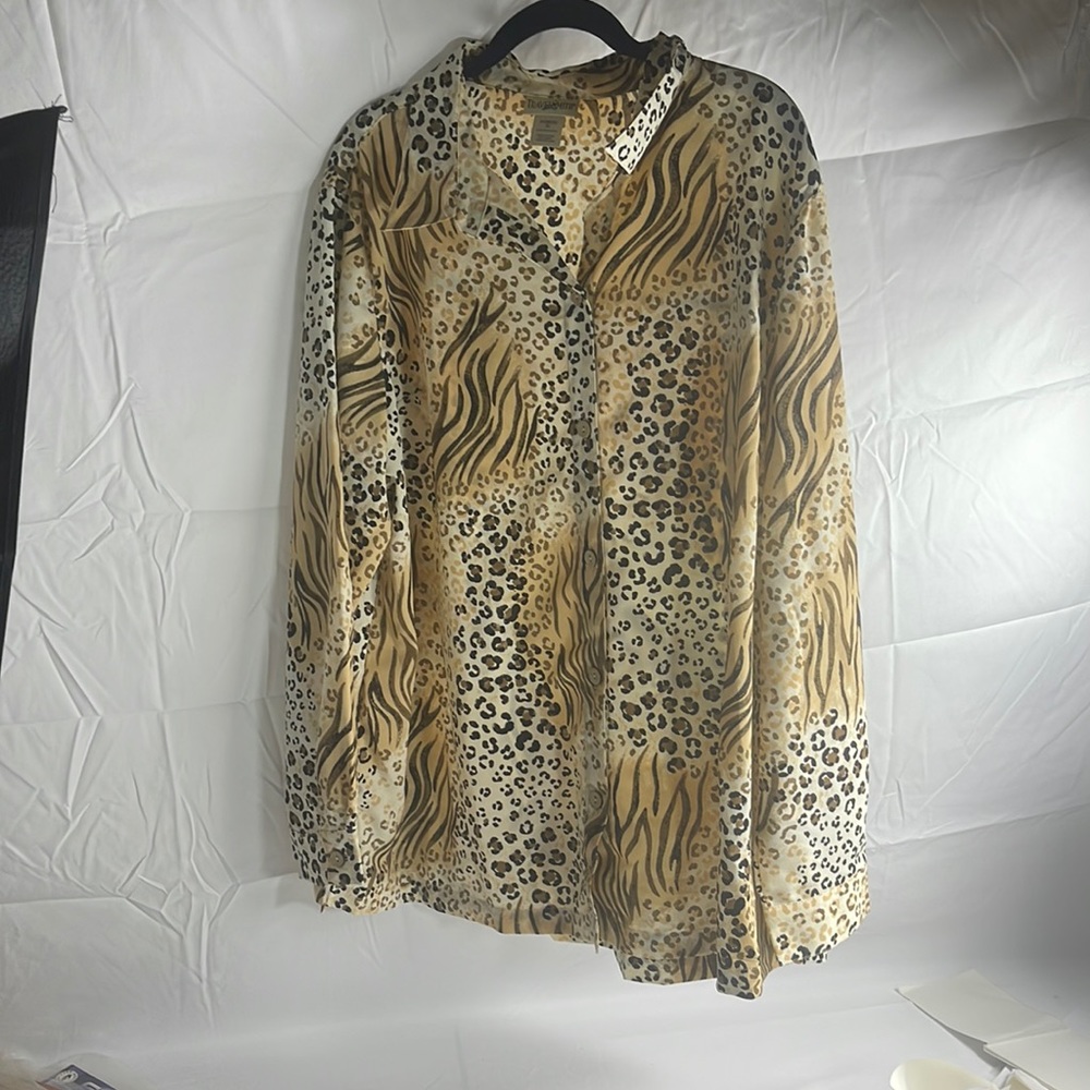 Animal print top